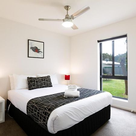 Apex Park Holiday Apartments Вангаратта Экстерьер фото